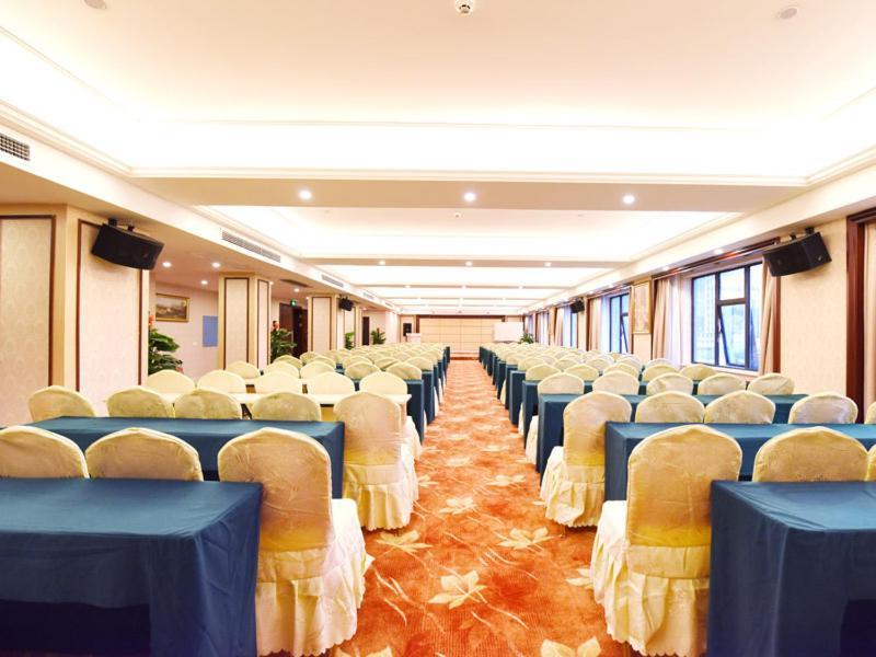 Vienna Hotel Loudi Chunyuan Pedestrian Street Exterior photo
